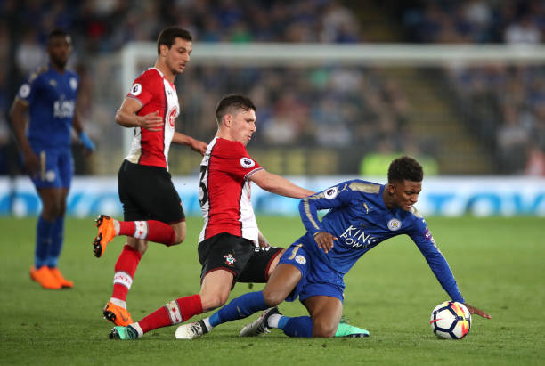 更是对其坚 更是对其坚