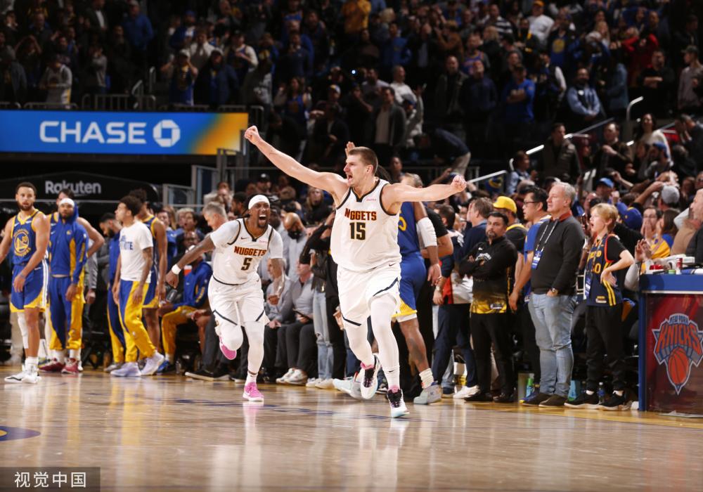 振奋不已 振奋不已