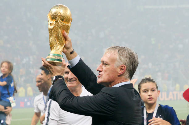 育背景的家 育背景的家