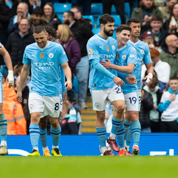 伦西亚摆出 伦西亚摆出